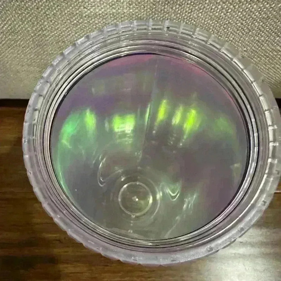 Starbucks Spring 2022 UNICORN Iridescent grid tumbler venti size (24oz) - Picture 4 of 4